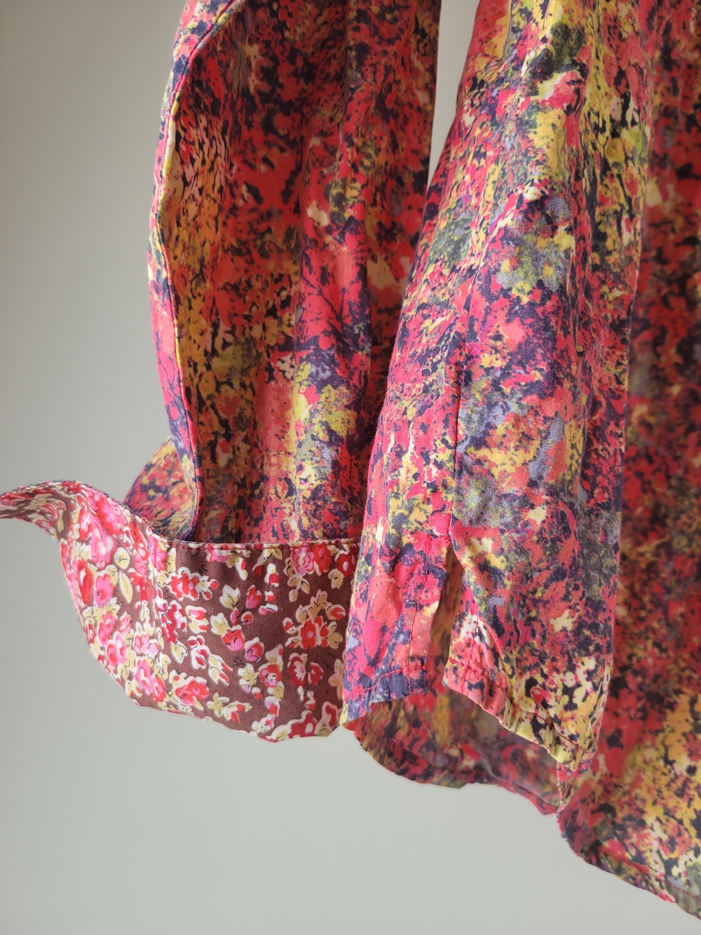 Liberty Art Fabrics 100% Cotton Floral Button-Up Shirt Size Small - Picture 6 of 8